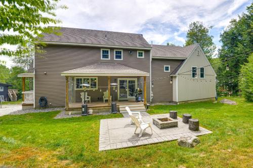 Wilmington Casa | 2 Mi to Golfing and Hiking Spacious Wilmington Home
