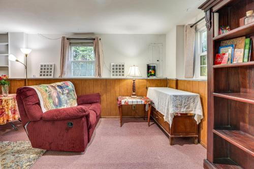 Greenwich Apartamento | 2 Mi to NYC Train Greenwich Apt with River View