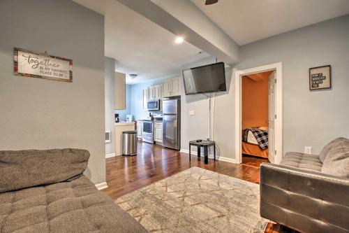 Sawyer Apartamento | 2 Mi to Warren Dunes - Bright Sawyer Apartment!