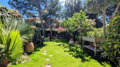 Martigues Apartamento | 2 Pièces 45m2, Calme, Confort, Mer à 200m, Jardin, Terrasse, Piscine