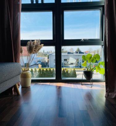 Broendy Strand Apartamento | 2 værelses unik lejlighed nær strand og med parkering