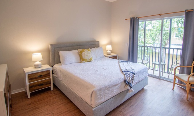 Hillcrest Estates Casa | ✨ 20 MINUTES TO DISNEY! An Oasis Island Vibe 3BR/2BA - Bayside Disney ✨