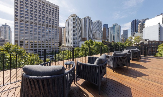 Surry Hills Hotel | 202 Elizabeth