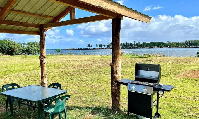 Honolulu County Casa | 2021 Airstream on beachfront ranch