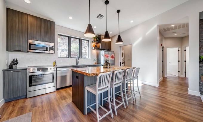 Zion National Park South Entrance Villa | 206 LaFave-Luxury Villa at Zion: Mountain of the Sun