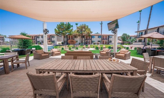 New Papago Parkway Apartamento | ¡Camina en un país de las maravillas de invierno con estas ofertas!