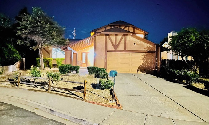 Sparks Casa | Sunny Side Retreat Su
