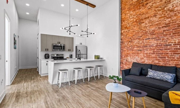 Delair Apartamento | 24 Luxury Loft-FREE Private Parking-Tesla Charger