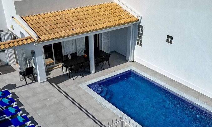 Albufeira Villa | #248 Villa Loureira 54 by Home Holidays