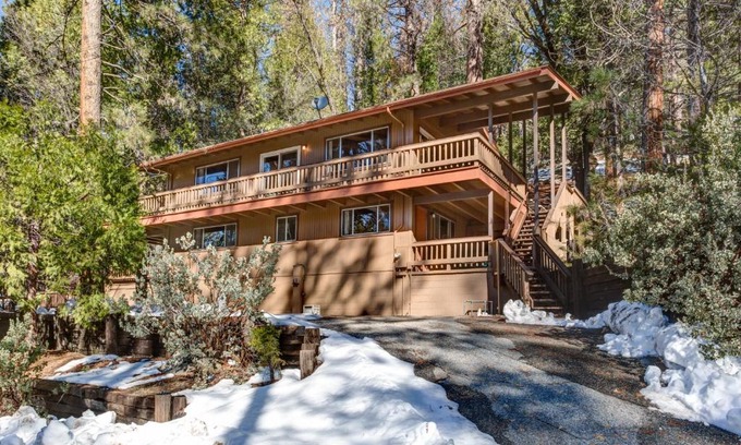 North Wawona Chalet De Esquí | 24B Birds Eye View