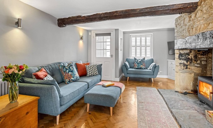 Malmesbury Cabaña | Capacidad para 4 personas en 2 habitaciones.