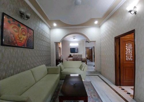 Gurugram Villa | 2BHK Central Gurgaon