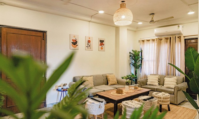 Hauz Khas Village Apartamento | 2BHK Jewel by Hauz Khas Fort