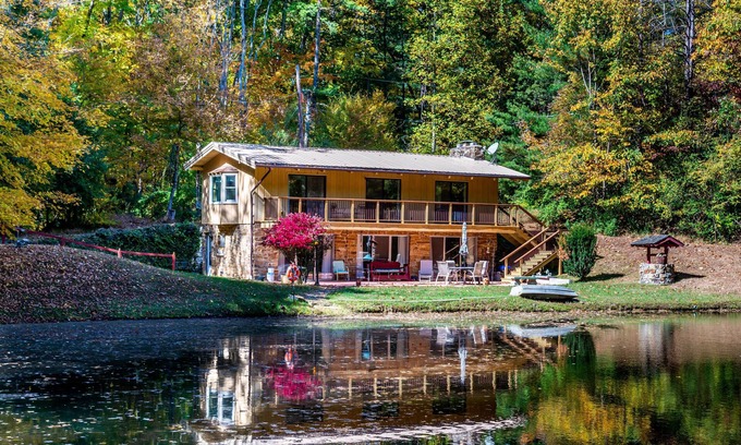 Helmsburg Cabina | 2BR, 1.5BA