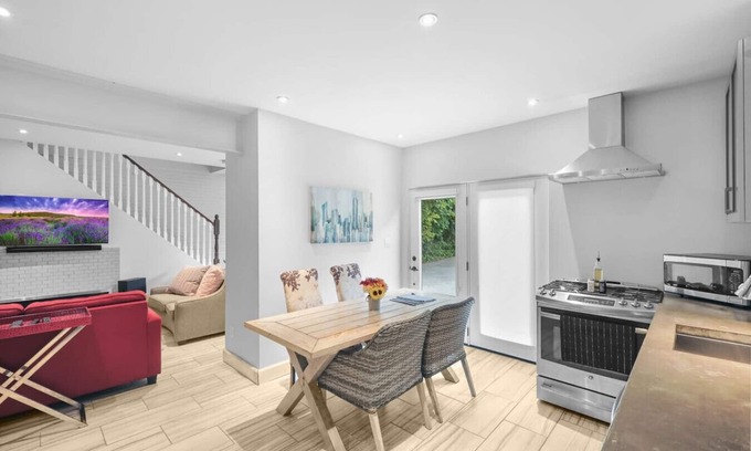 Cobourg Cabina | 2BR Downtown Retreat: Mins to Beach, BBQ & Firepit