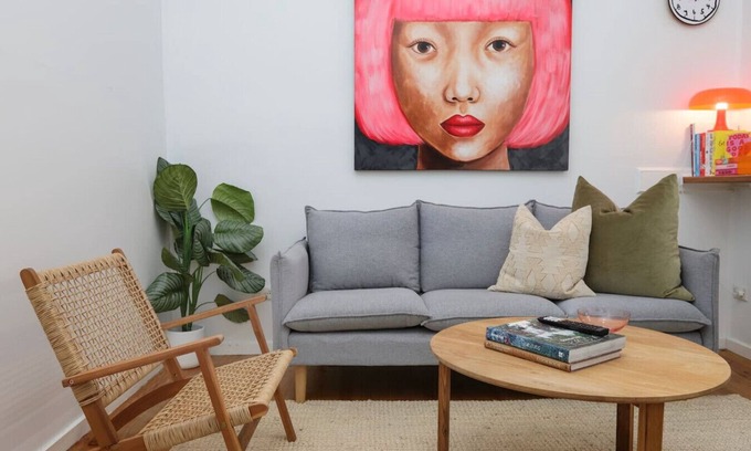 Yarraville Casa | 2BR Home with Private Backyard, Free Parking, Fast Wi-Fi - 3-Min Walk to Yarraville Village