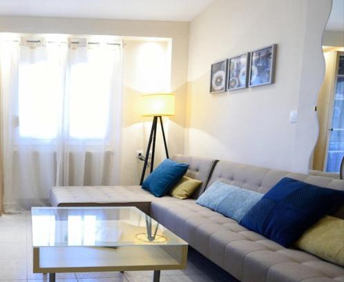 Vardaris Apartamento | 2downtown.dandelion