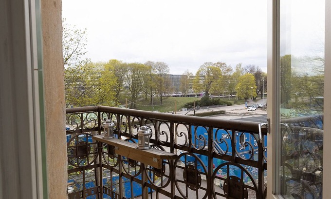 Kluuvi Apartamento | 2ndhomes Cozy 2BR Home w Balcony & Sauna