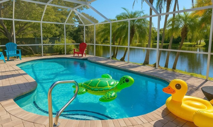 Palma Sola Casa | Excepcional casa frente al lago piscina