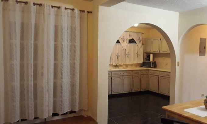 Road Town Apartamento | #3/3 Bedroom Shared Apartment