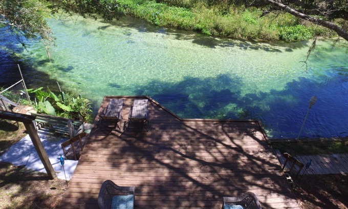 Spring Hill Casa | 3/3 EN EL RÍO WEEKI WACHEE