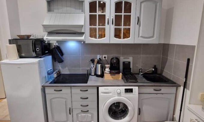 Reims Apartamento | 3-Beautiful apartment in Reims for 4 travellers