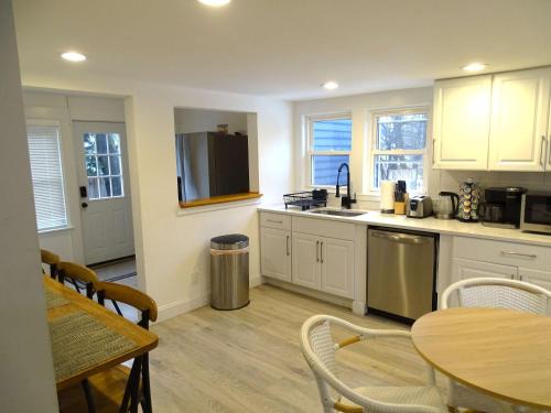 Wayland Apartamento | 3 Bed Apartment in Quiet Neighborhood