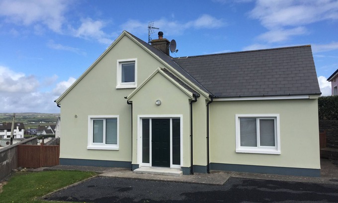 Lahinch Casa | Gema de 3 camas en el paseo de minutos de Emerald Isle desde Lahinch