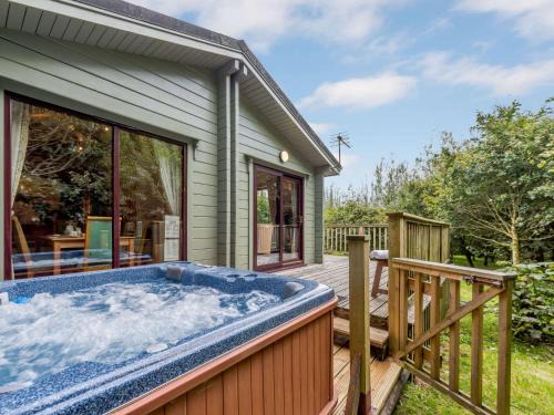 Bideford Casa | 3 Bed in Clovelly 85290