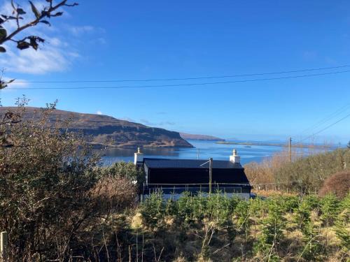 Stein Casa | 3 Bed in Waternish 93005