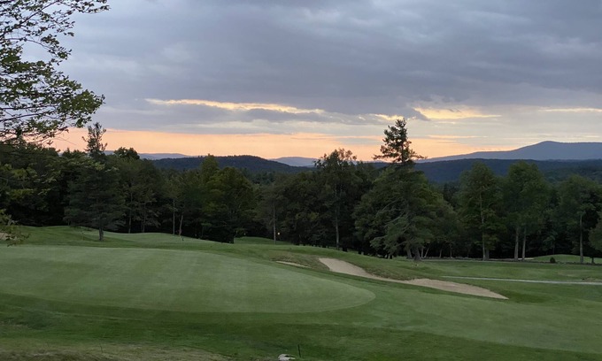 Wilmington Condominio | 3 bed in Wilmington on Haystack Golf Course; close to Mt Snow; amazing sunsets!