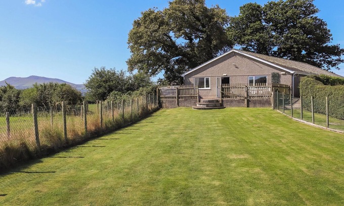 Llandwrog Cabaña | Alojamiento de 3 habitaciones en Caernarfon