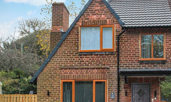 Wirral Cabaña | Alojamiento de 3 habitaciones en Thingwall, near Wirral