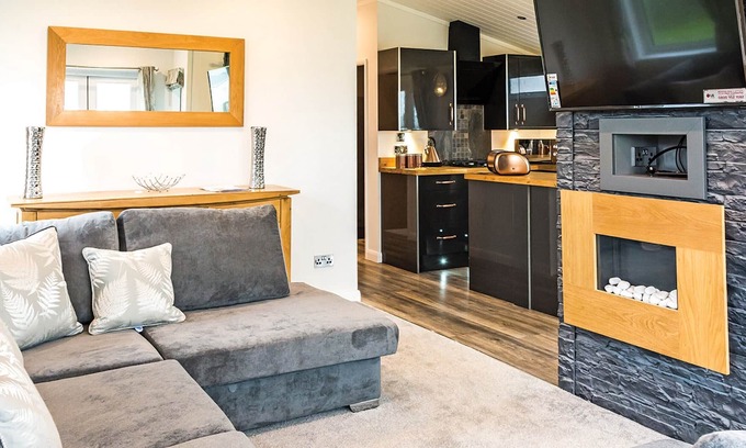 Llanllwchaiarn Cabina | 3 bedroom accommodation in New Quay