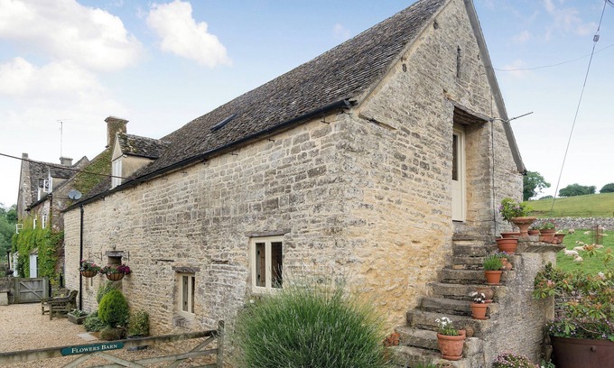 Rendcomb Cabaña | Alojamiento de 3 habitaciones en Middle Duntisbourne, near Cirencester