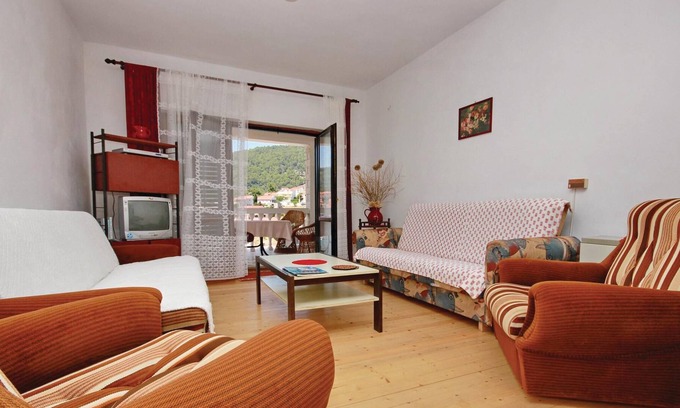 Brna Casa | Alojamiento de 3 habitaciones en Brna