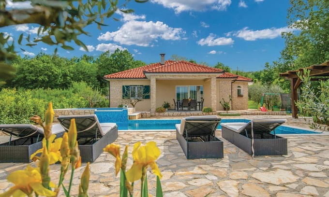 Grubine Casa | Acogedora casa de 3 habitaciones en.