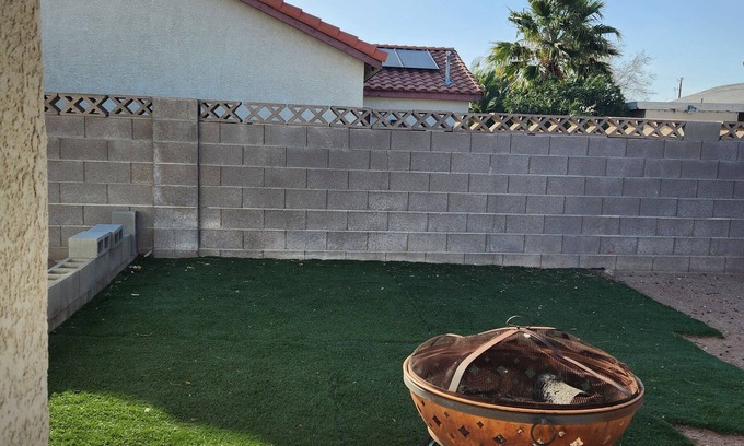 Pittmann Casa | 3-bedroom estate in brilliant Henderson with WiFi, AC