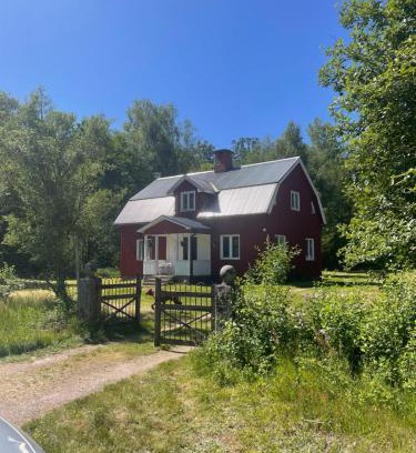 Hogsby Municipality Casa | 3 bedroom Forest Cabin Retreat in Högsby Småland