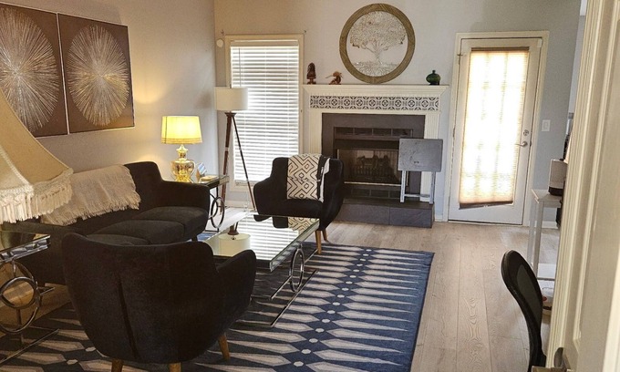 Lakewood Casa | 3-bedroom house in charming Nashville with WiFi, AC. Book now
