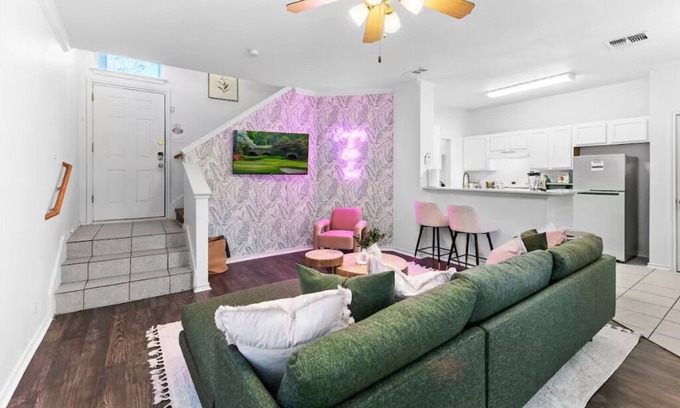 Austin Casa | 3-bedroom house in tranquil Austin with AC, WiFi. Enjoy a peaceful stay!