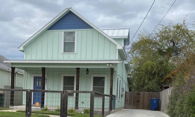 Near East Side Casa | 3 Bedroom house walking distance to River Walk, Alamodome & Convention Center.