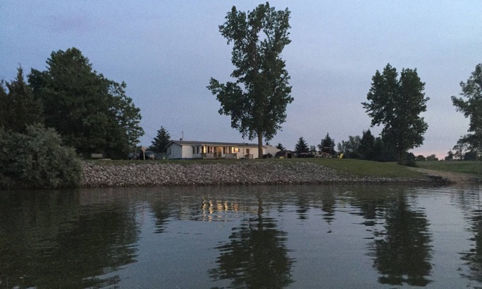 Northwest Casa | 3-bedroom lake house in peaceful Montpelier with AC, WiFi. Enjoy your stay