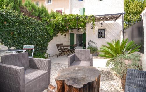 Maillane Casa | 3 Bedroom Lovely Home In Maillane