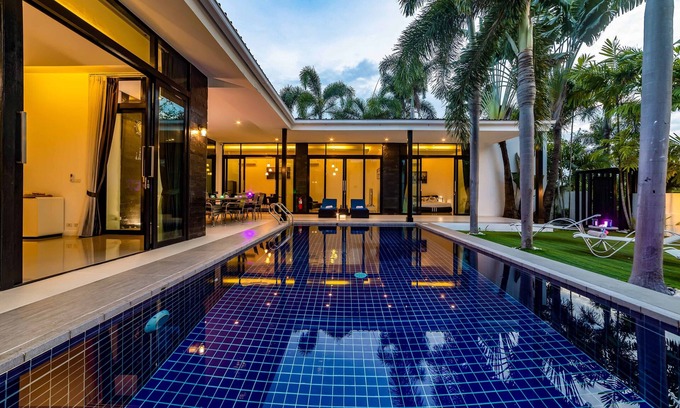 Hua Hin Villa | 3 Bedroom Pool Villa BL2