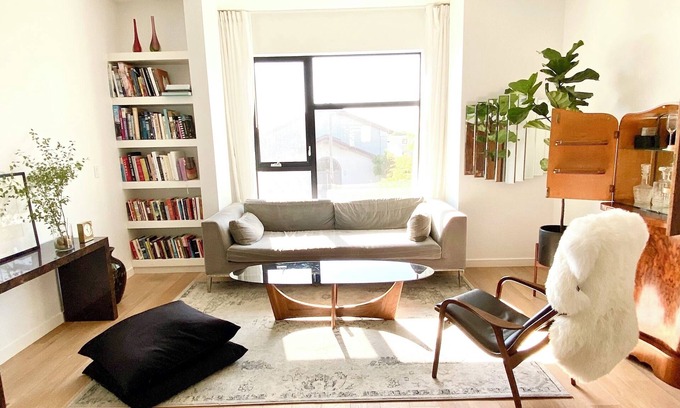 Upper Telegraph Casa | 3-bedroom townhome in walkable Rockridge close to UC Berkeley and SF.