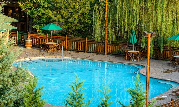 Gatlinburg Complejo | 3 BR July 4th Mountain Getaway! 1-8 July 2023