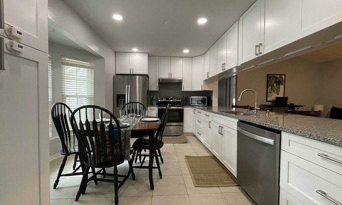 Gainesville Casa | 3 BR updated home near UF, hospitals, & I-75