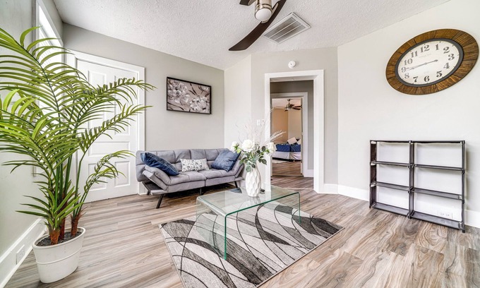 Clifton Heights Apartamento | 3 Mi to Dtwn: Cozy Apt w/Yard in Louisville!