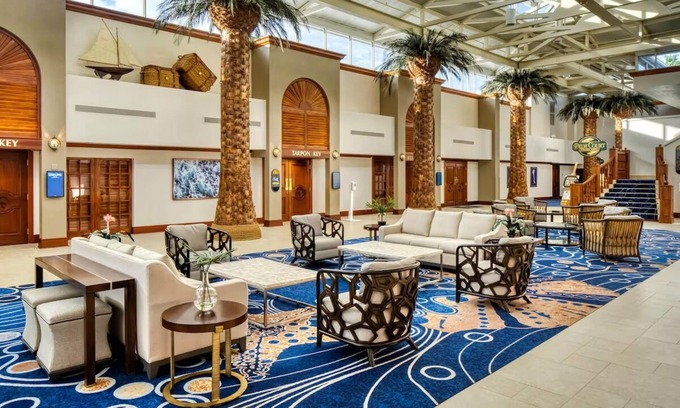 St. Pete Beach Hotel | 3 Rooms With Balcony, Explore Gulf Adventures, Parking!